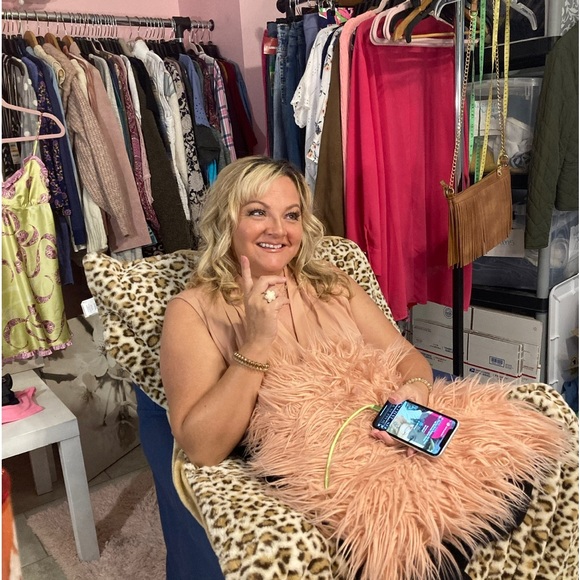 LIVE SHOWS EVERY WEDNESDAY AT 9:00 PM EST - Picture 9 of 10